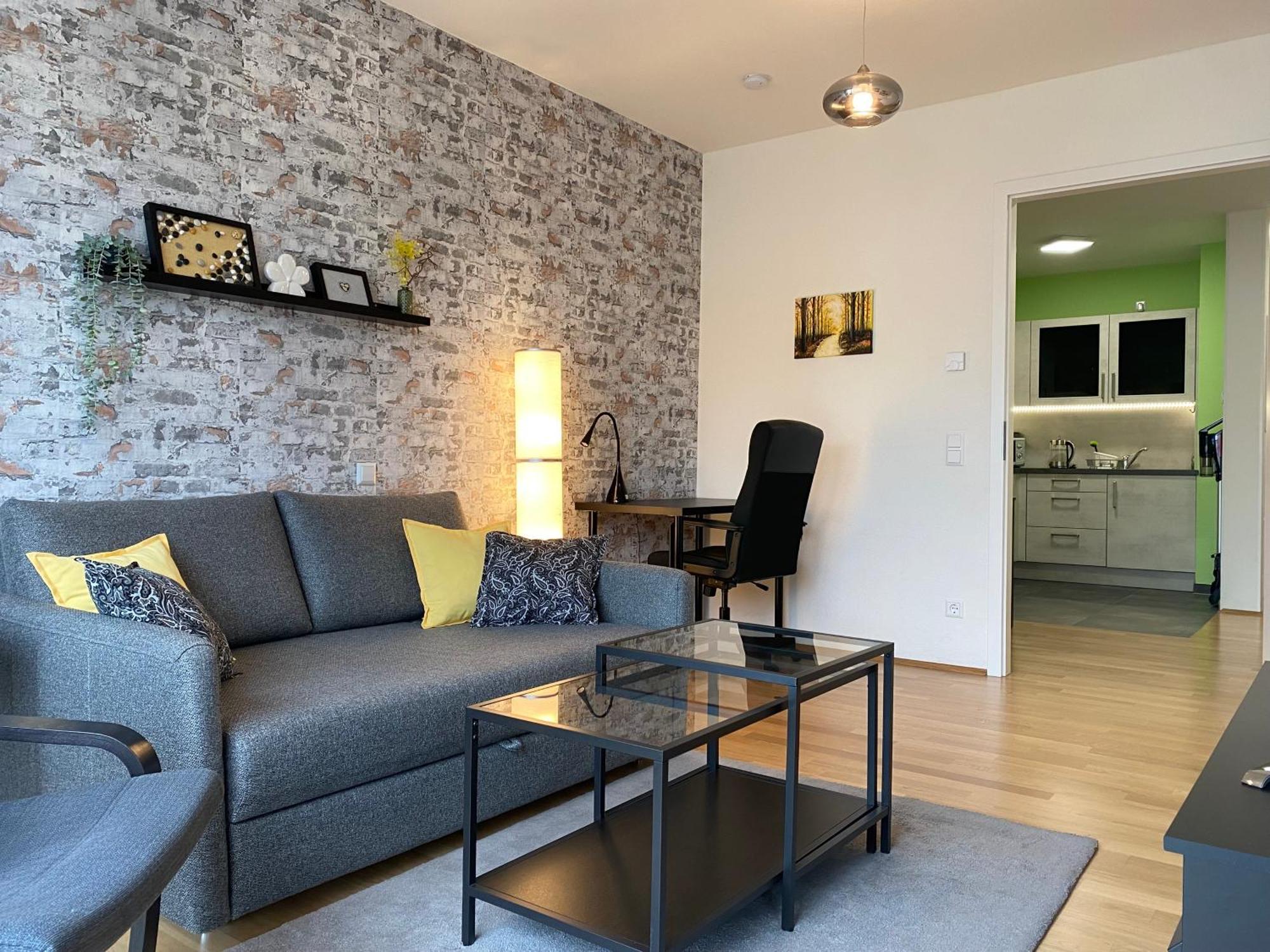 Schoenes 2 Zimmer Apartment Zentral Gelegen Пфорцхайм Экстерьер фото